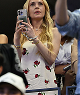 161.jpg