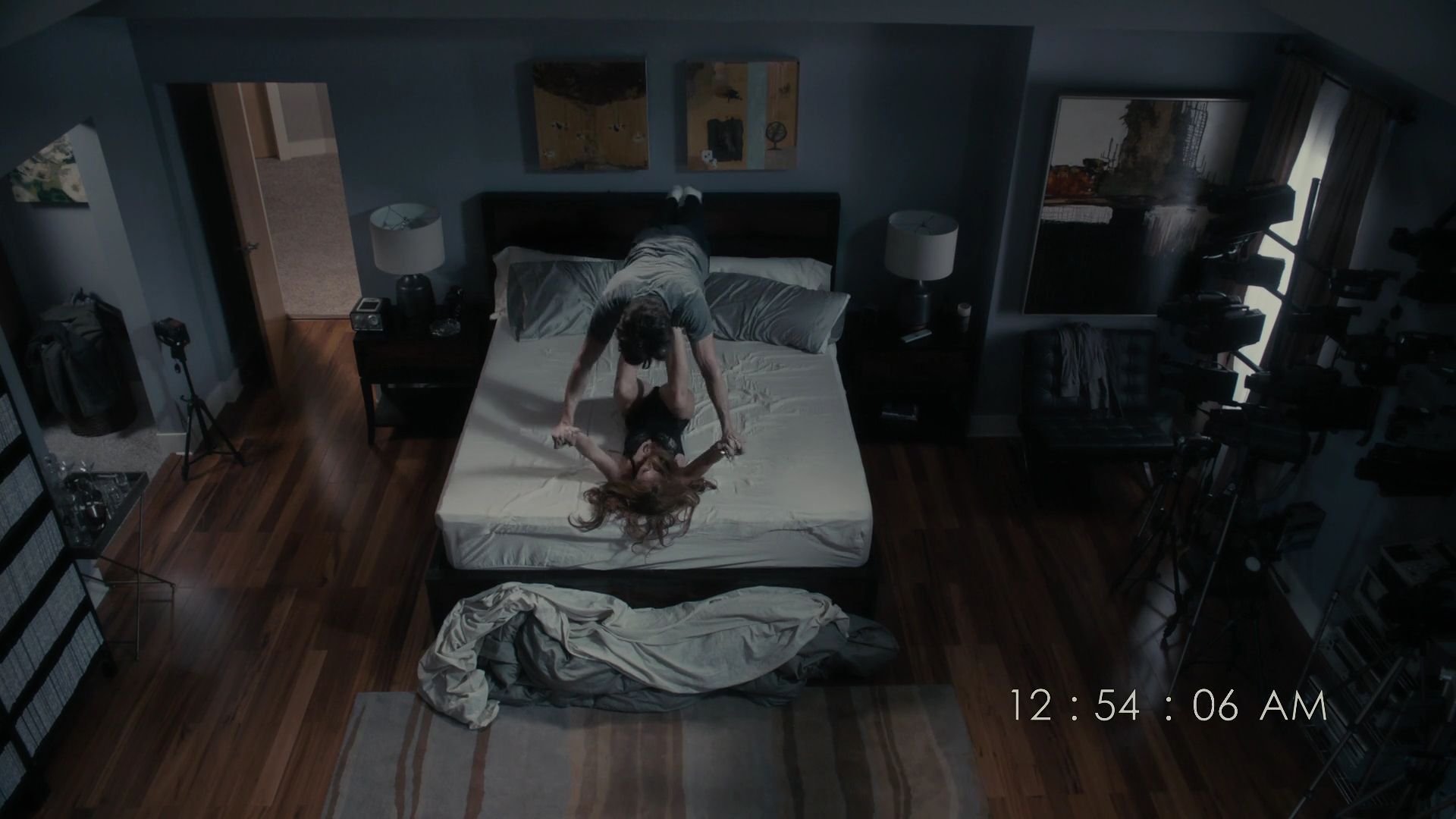 2013-ScaryMovie5-106.jpg