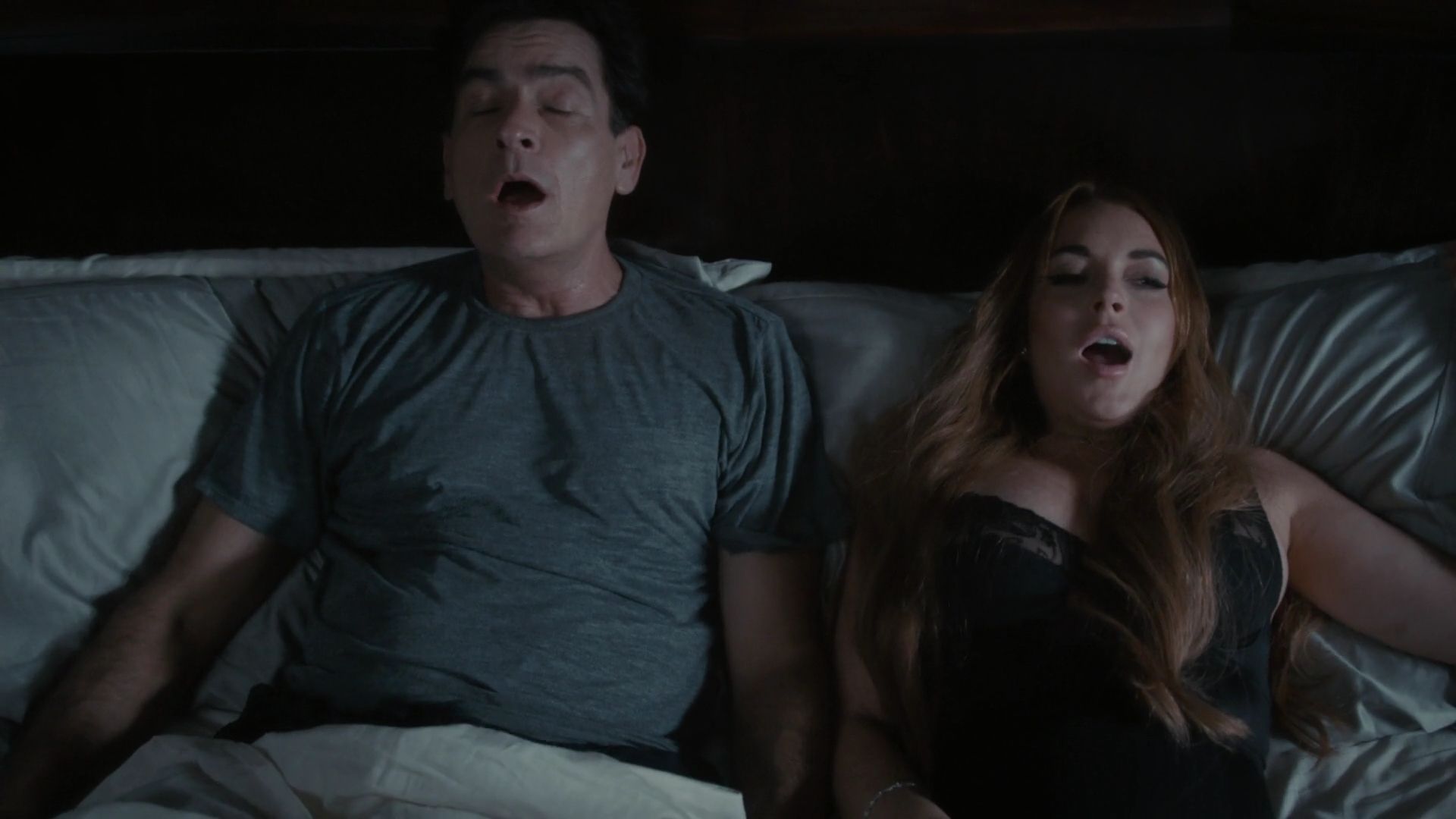 2013-ScaryMovie5-124.jpg