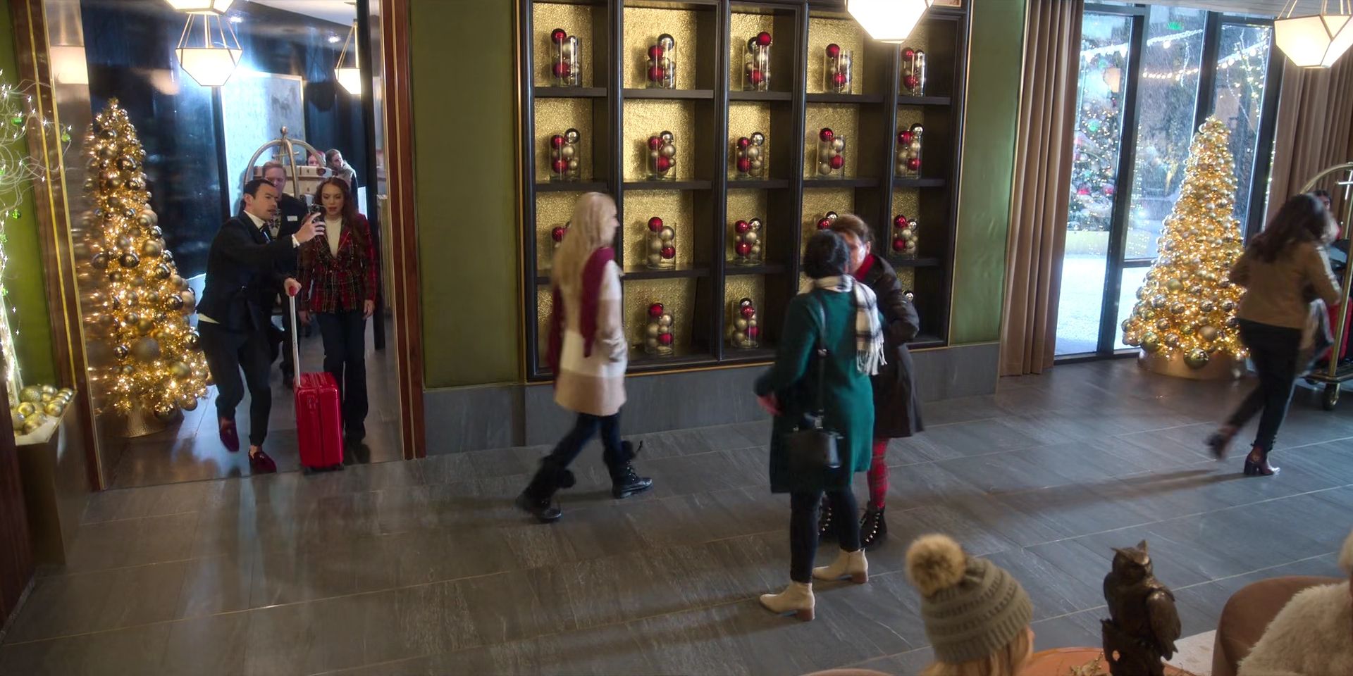 2022-FallingforChristmas-2381.jpg