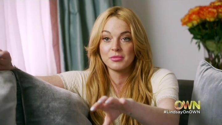 Lindsay-S01E01-0236.jpg
