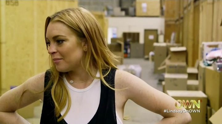 Lindsay-S01E01-0279.jpg