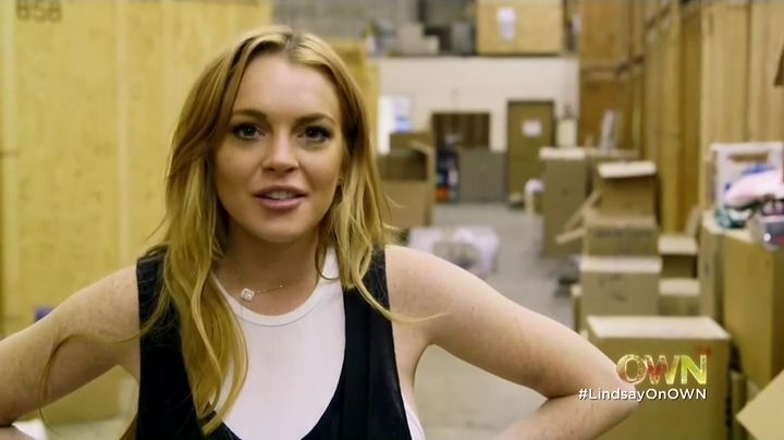 Lindsay-S01E01-0280.jpg