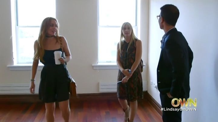 Lindsay-S01E01-0446.jpg