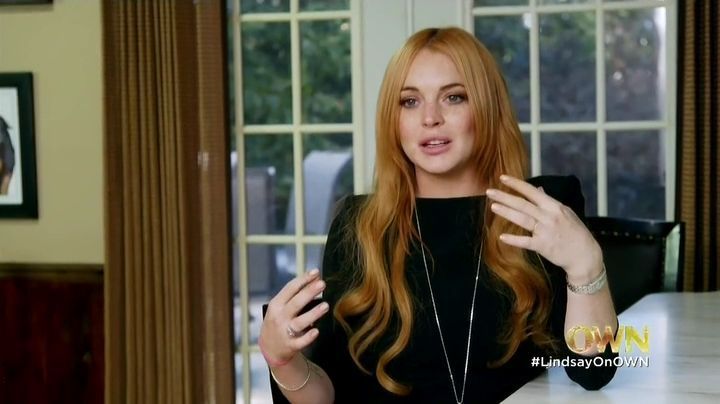 Lindsay-S01E01-0464.jpg