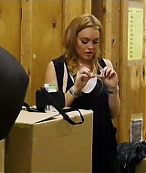 Lindsay-S01E01-0190.jpg