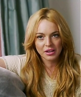 Lindsay-S01E01-0222.jpg