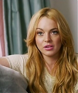 Lindsay-S01E01-0241.jpg