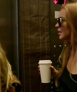 Lindsay-S01E01-0442.jpg