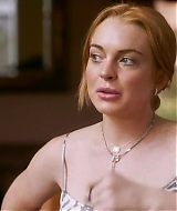 Lindsay-S01E01-0485.jpg