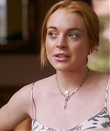 Lindsay-S01E01-0489.jpg