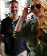 Lindsay-S01E01-0851.jpg