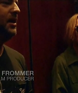 Lindsay-S01E01-0859.jpg
