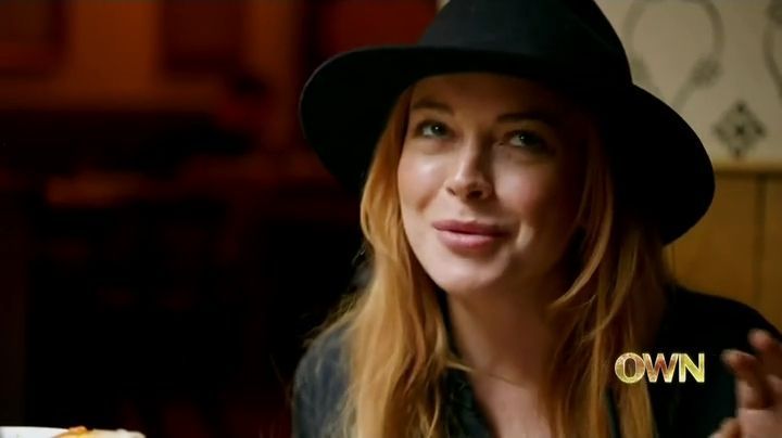 Lindsay-S01E02-0270.jpg