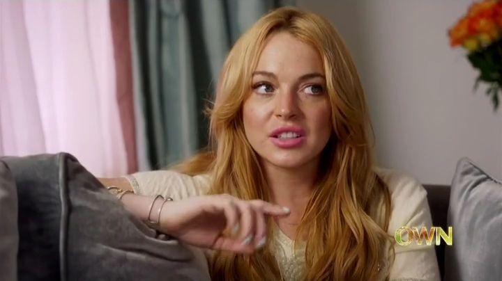 Lindsay-S01E02-0376.jpg
