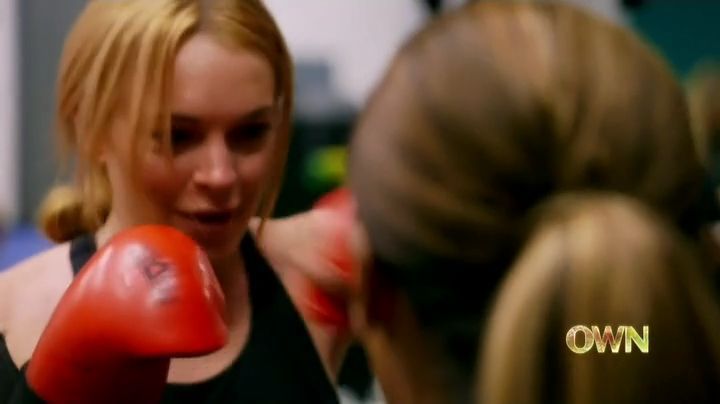 Lindsay-S01E02-0949.jpg