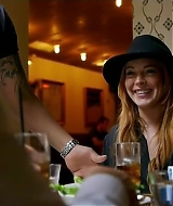 Lindsay-S01E02-0217.jpg