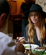 Lindsay-S01E02-0229.jpg