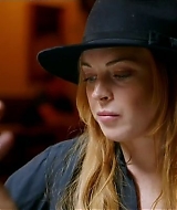 Lindsay-S01E02-0232.jpg