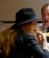 Lindsay-S01E02-0258.jpg