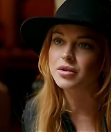 Lindsay-S01E02-0290.jpg
