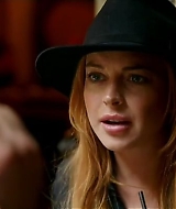 Lindsay-S01E02-0292.jpg