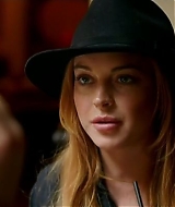 Lindsay-S01E02-0300.jpg