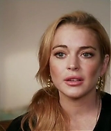 Lindsay-S01E02-0327.jpg