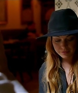 Lindsay-S01E02-0356.jpg