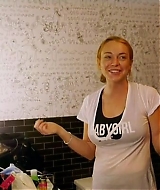 Lindsay-S01E02-0393.jpg