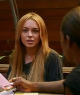 Lindsay-S01E02-0689.jpg