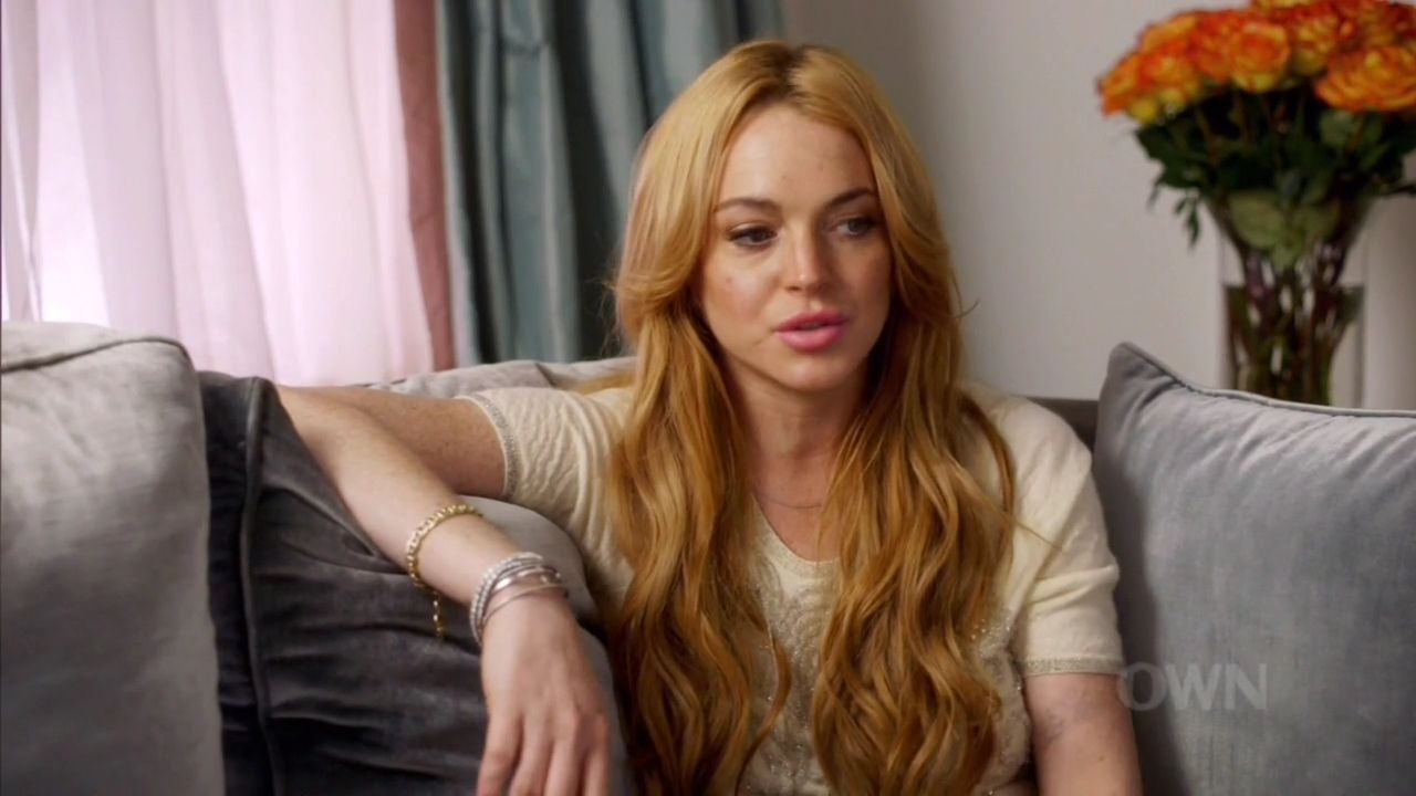 Lindsay-S01E03-0850.jpg