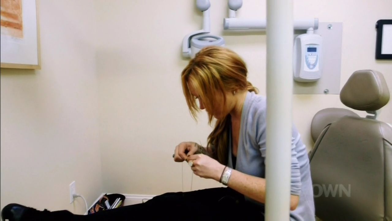 Lindsay-S01E03-0878.jpg