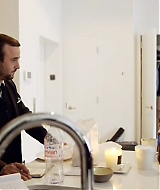Lindsay-S01E03-0020.jpg