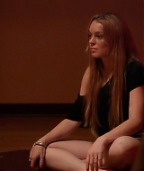 Lindsay-S01E03-0192.jpg