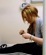 Lindsay-S01E03-0876.jpg