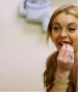 Lindsay-S01E03-0891.jpg