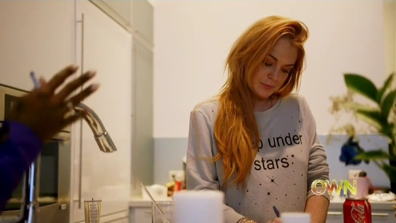 Lindsay-S01E05-173.jpg