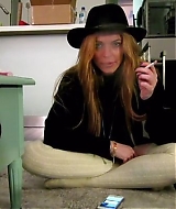 Lindsay-S01E06-048.jpg