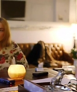 Lindsay-S01E06-218.jpg