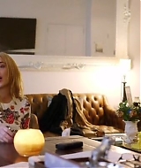 Lindsay-S01E06-303.jpg