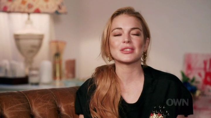 Lindsay-S01E07-0201.jpg