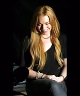 Lindsay-S01E08-0059.jpg