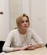Lindsay-S01E08-0267.jpg