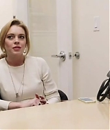 Lindsay-S01E08-0273.jpg