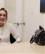 Lindsay-S01E08-0308.jpg
