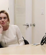 Lindsay-S01E08-0321.jpg
