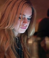 Lindsay-S01E08-0377.jpg
