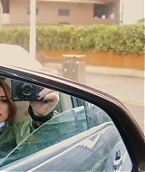 Lindsay-S01E08-0389.jpg