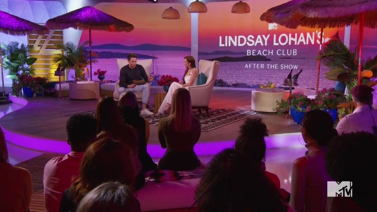 LohanBeachClubAftershow-S01E01_086.jpg